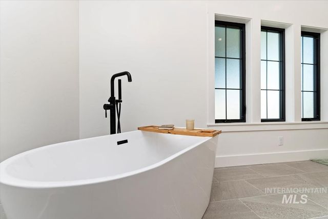 10200 W Scenic View, Star, ID 83669