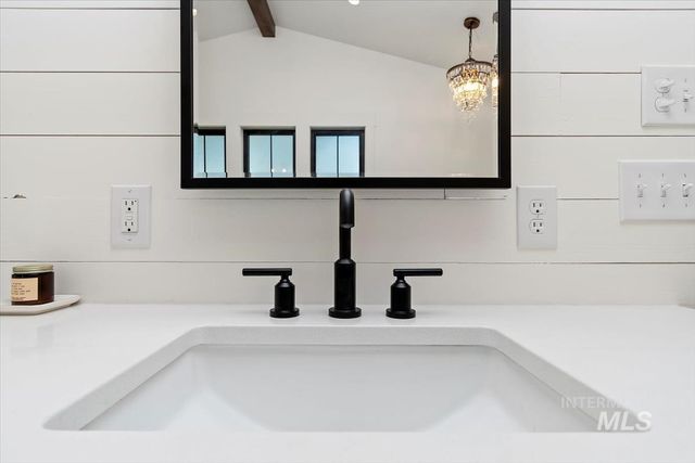 10200 W Scenic View, Star, ID 83669