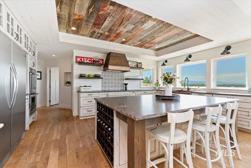 10200 W Scenic View, Star, ID 83669