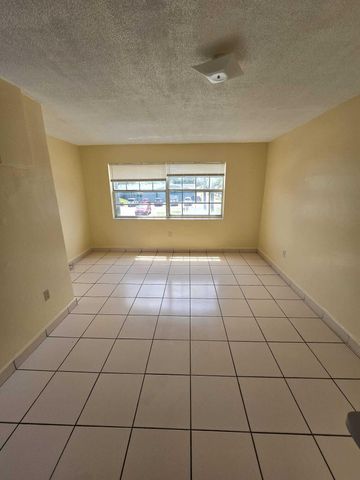 13695 NE 3rd Court C05, North Miami, FL 33161