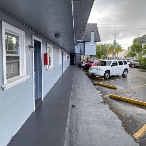 13695 NE 3rd Court C05, North Miami, FL 33161