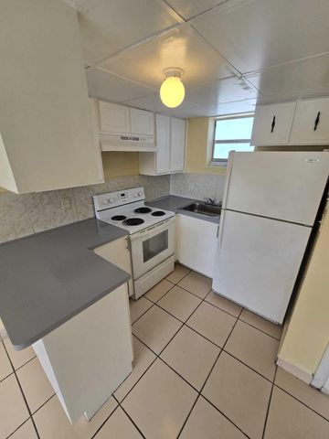 13695 NE 3rd Court C05, North Miami, FL 33161