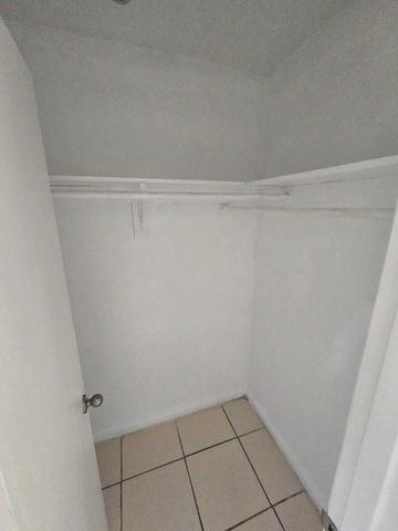 13695 NE 3rd Court C05, North Miami, FL 33161