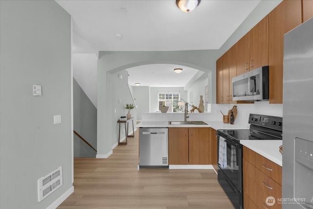 22653 Alder Crest Lane, Redmond, WA 98053
