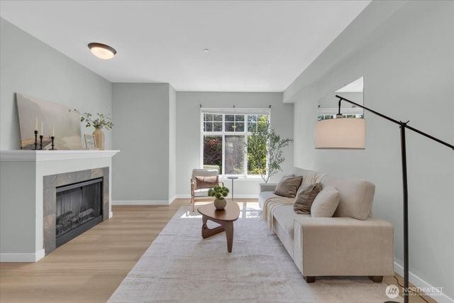 22653 Alder Crest Lane, Redmond, WA 98053