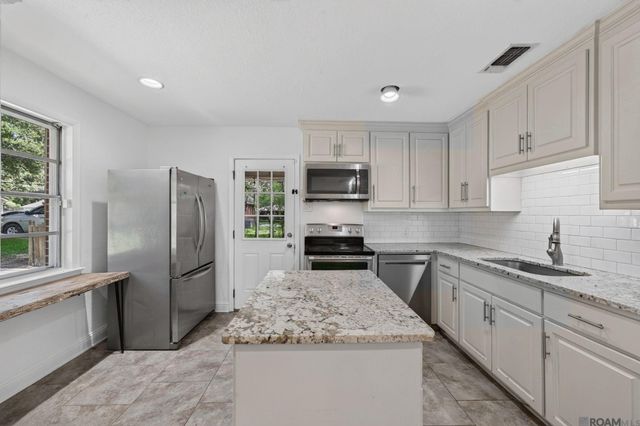 4615 41st St, Zachary, LA 70791