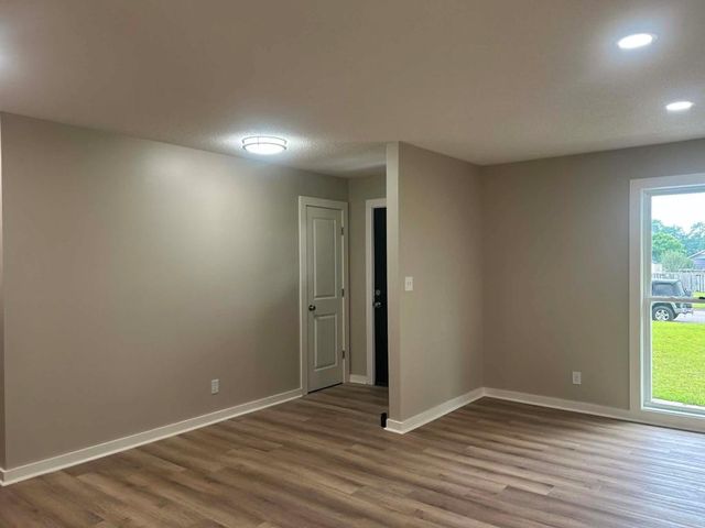 1804 Azure Drive, Dothan, AL 36303