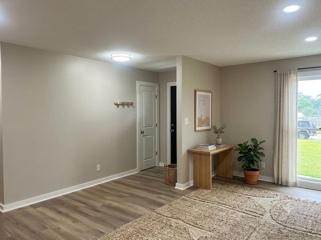 1804 Azure Drive, Dothan, AL 36303
