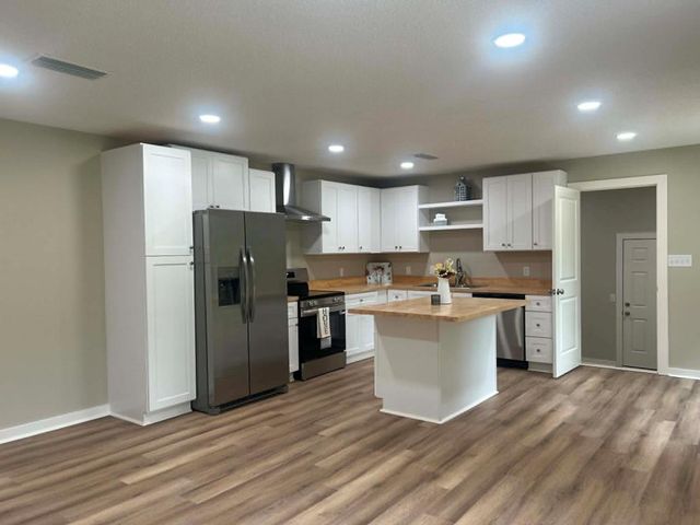 1804 Azure Drive, Dothan, AL 36303