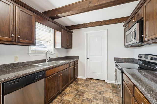 635 Bristol Run, Cornersville, TN 37047