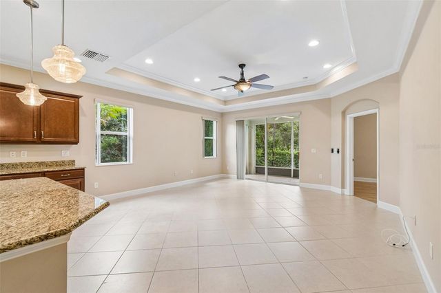 2304 OAKLEY GREEN DRIVE 61, Sun City Center, FL 33573