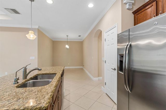 2304 OAKLEY GREEN DRIVE 61, Sun City Center, FL 33573