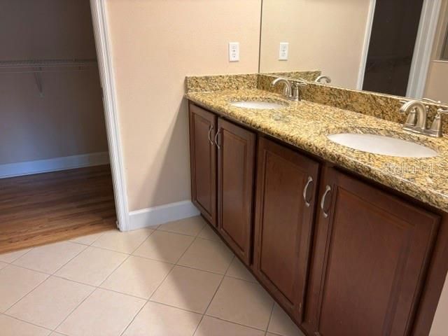 2304 OAKLEY GREEN DRIVE 61, Sun City Center, FL 33573