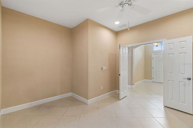 2304 OAKLEY GREEN DRIVE 61, Sun City Center, FL 33573