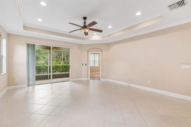 2304 OAKLEY GREEN DRIVE 61, Sun City Center, FL 33573
