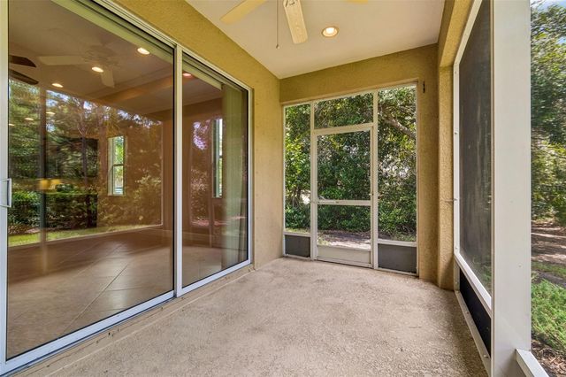 2304 OAKLEY GREEN DRIVE 61, Sun City Center, FL 33573