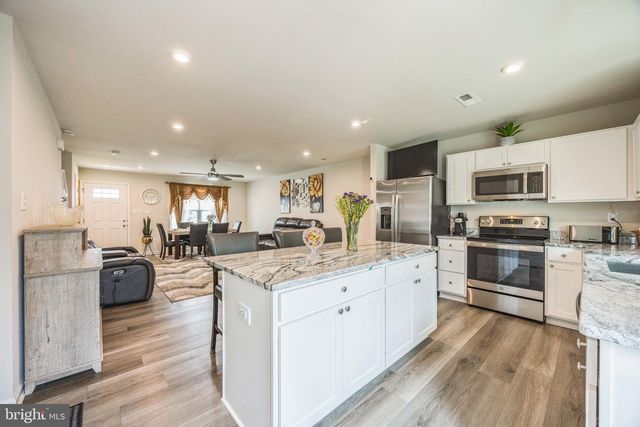 32 MUDSTONE RD, Dover, DE 19904