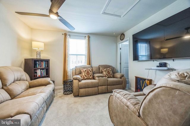 32 MUDSTONE RD, Dover, DE 19904