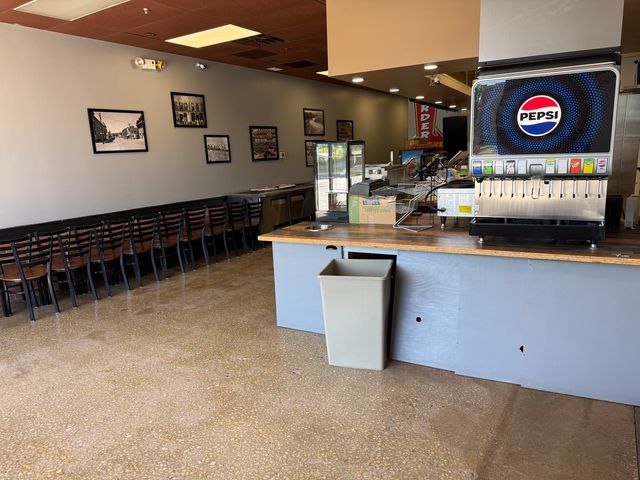 260 S Randall Road, Algonquin, IL 60102
