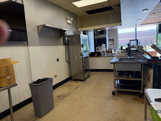 260 S Randall Road, Algonquin, IL 60102