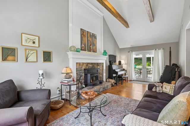 6 McNulty Drive, New Milford, CT 06776