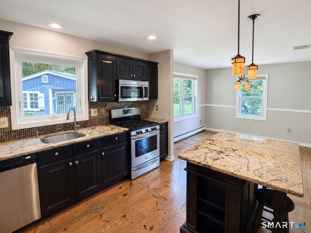 6 McNulty Drive, New Milford, CT 06776