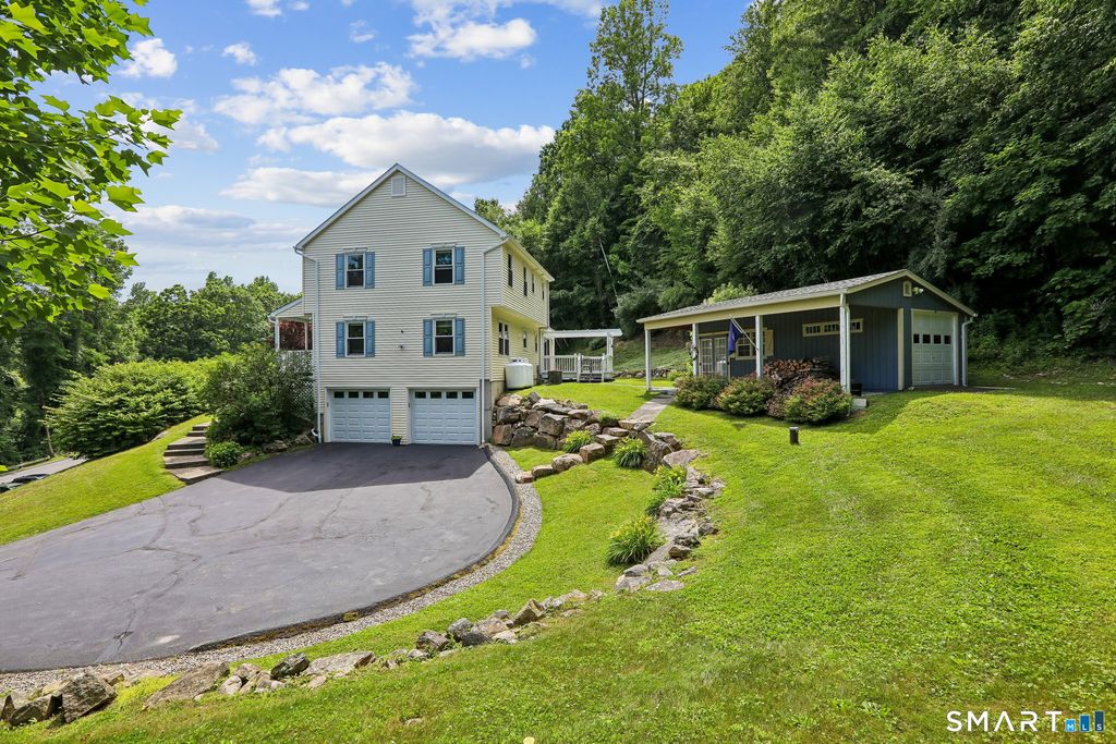 6 McNulty Drive, New Milford, CT 06776