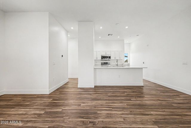 1617 W COLTER Street 20, Phoenix, AZ 85015