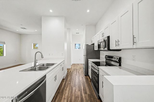 1617 W COLTER Street 20, Phoenix, AZ 85015