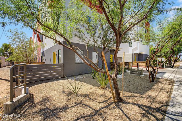 1617 W COLTER Street 20, Phoenix, AZ 85015