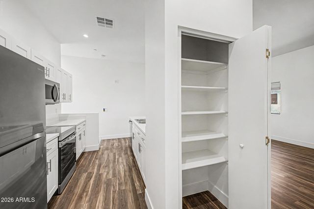 1617 W COLTER Street 20, Phoenix, AZ 85015