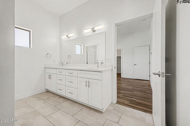 1617 W COLTER Street 20, Phoenix, AZ 85015