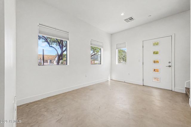 1617 W COLTER Street 20, Phoenix, AZ 85015