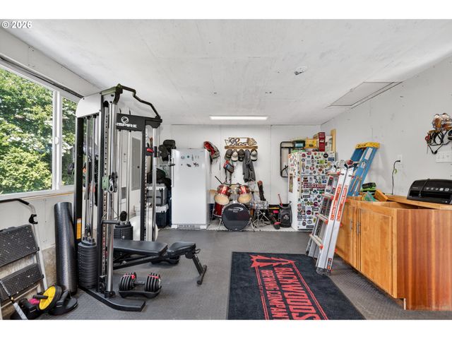 241 Ne SHEPHERD Ave, Stevenson, WA 98648