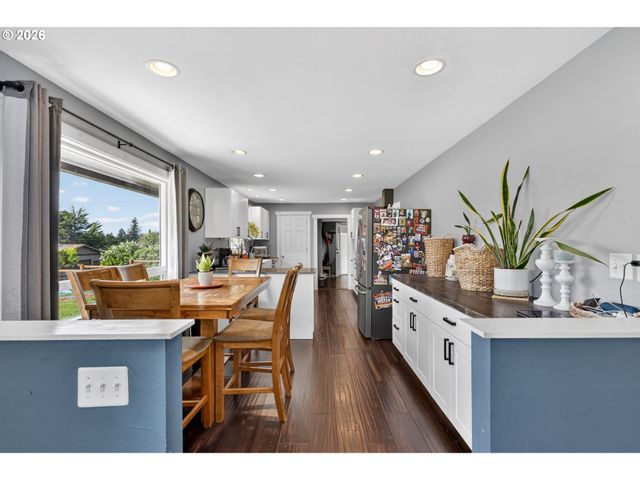 241 Ne SHEPHERD Ave, Stevenson, WA 98648