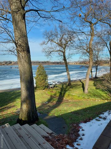 1700 Hamilton Drive, Bloomfield Hills, MI 48302