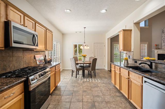 8014 Sports Haven Drive, Humble, TX 77346