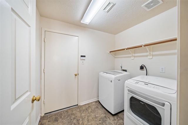 8014 Sports Haven Drive, Humble, TX 77346