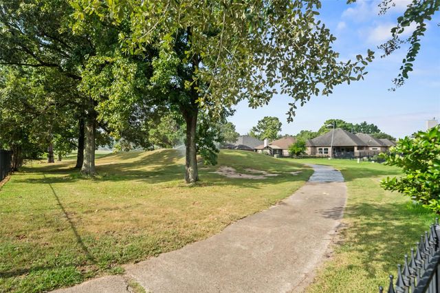 8014 Sports Haven Drive, Humble, TX 77346