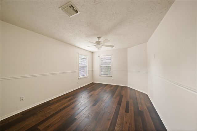 8014 Sports Haven Drive, Humble, TX 77346