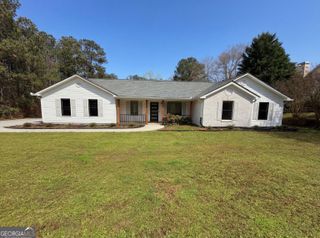 4241 Grady Smith Road, Loganville, GA 30052