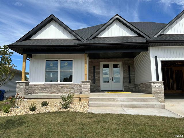 1708 E 59TH Court, Davenport, IA 52807