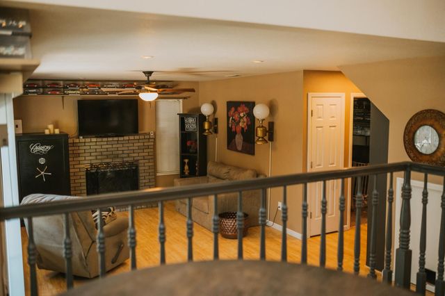 1531 Crestwood Dr, Escalon, CA 95320