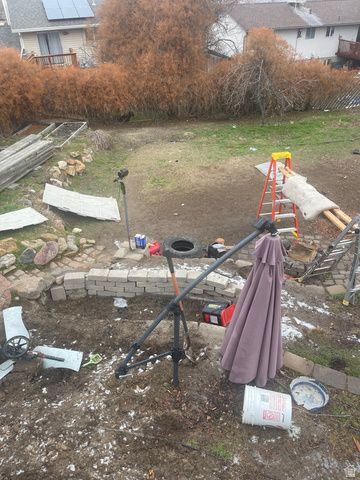 5615 S HONEYSUCKLE WAY, Salt Lake City, UT 84118