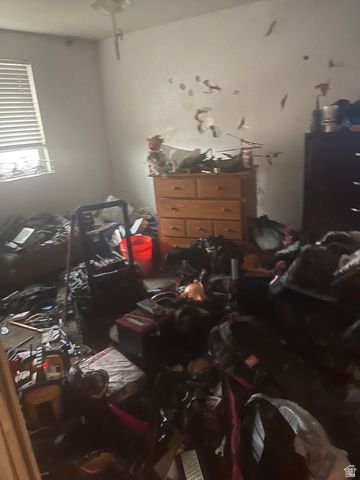 5615 S HONEYSUCKLE WAY, Salt Lake City, UT 84118