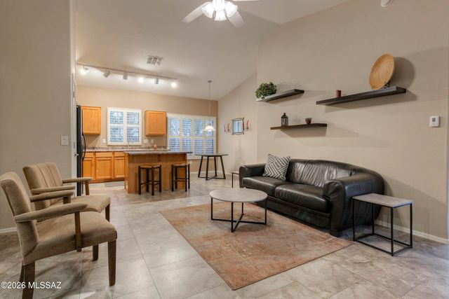 457 E Camino Limon Verde, Sahuarita, AZ 85629