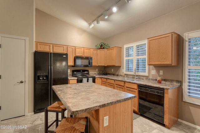 457 E Camino Limon Verde, Sahuarita, AZ 85629