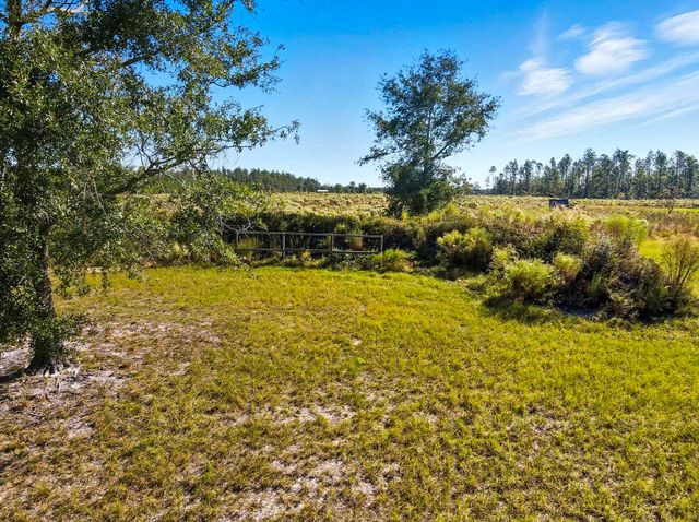 641 SE Sequoyah Trail, Lee, FL 32059