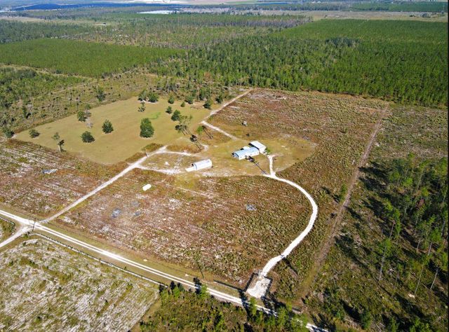 641 SE Sequoyah Trail, Lee, FL 32059