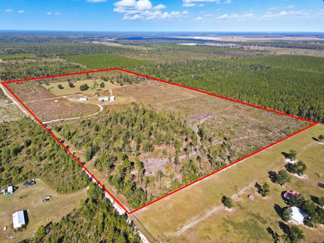 641 SE Sequoyah Trail, Lee, FL 32059